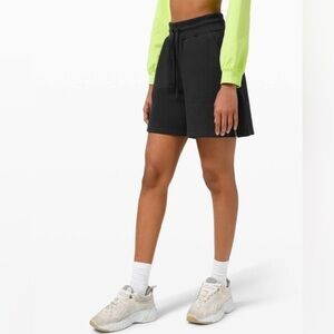 Lululemon All Yours High Rise Black 7” Short Size 4 Women